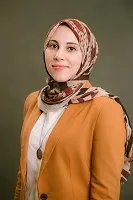 Dina headshot
